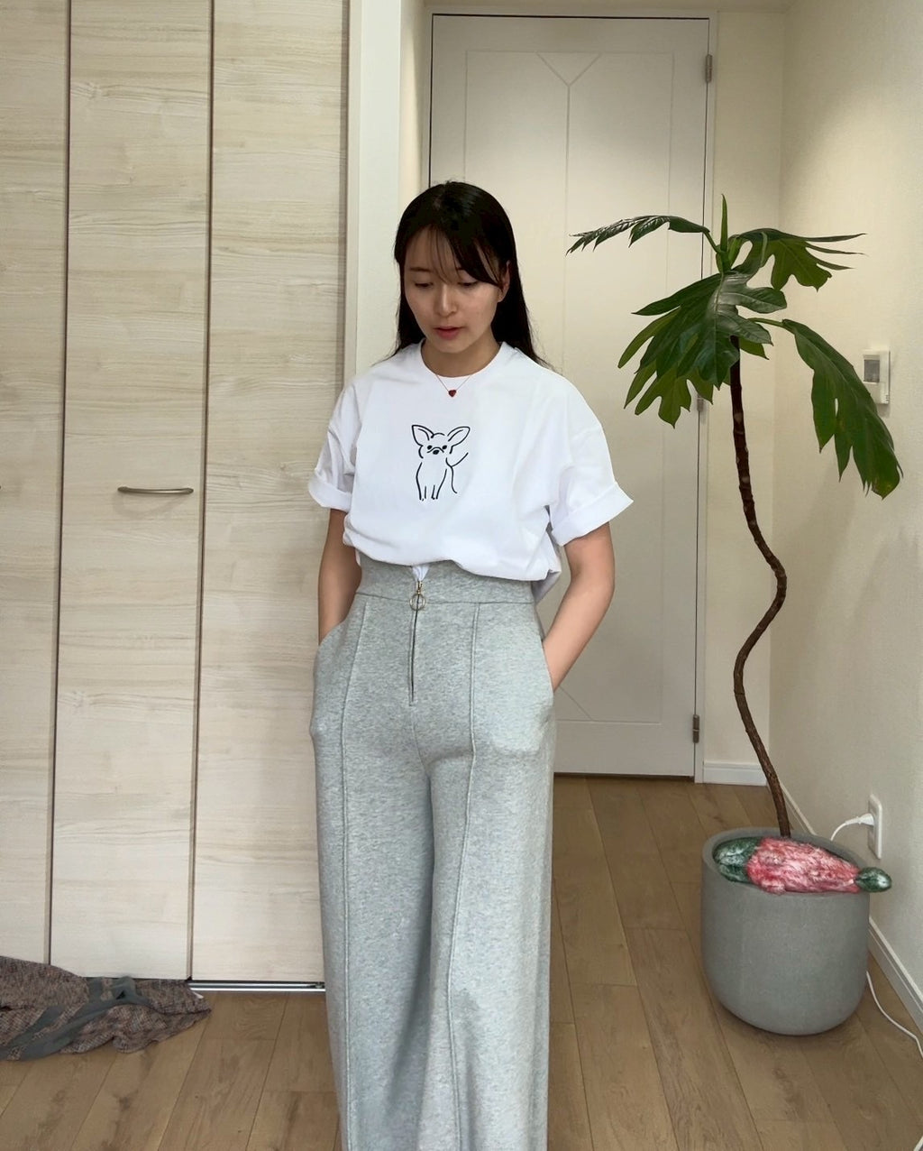 DOG刺繍Tシャツ(チワワ)